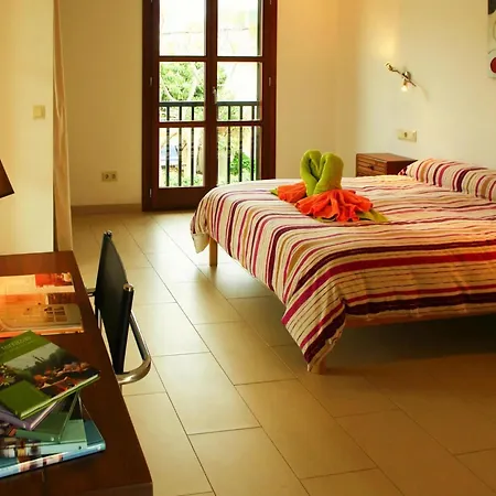 Typical Majorcan House In Illot * S'Illot (Mallorca)